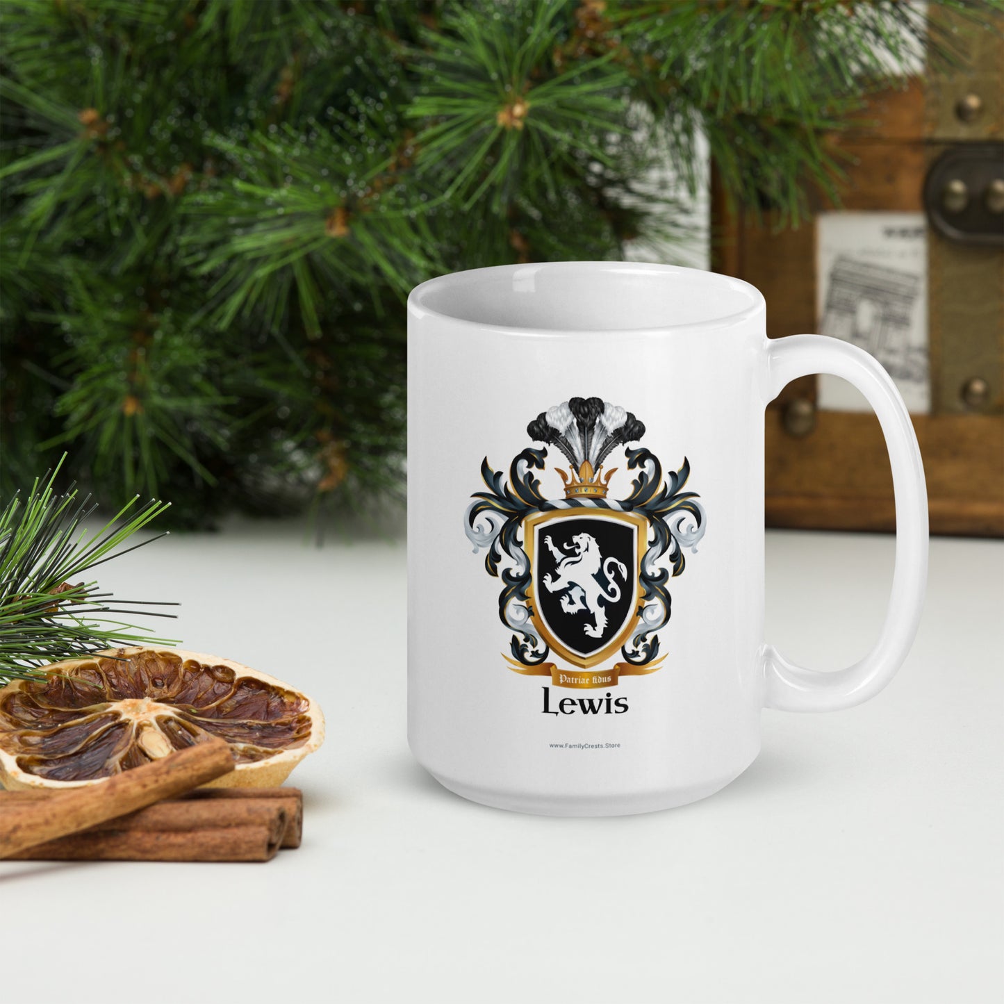 Lewis Family Crest mug - with motto