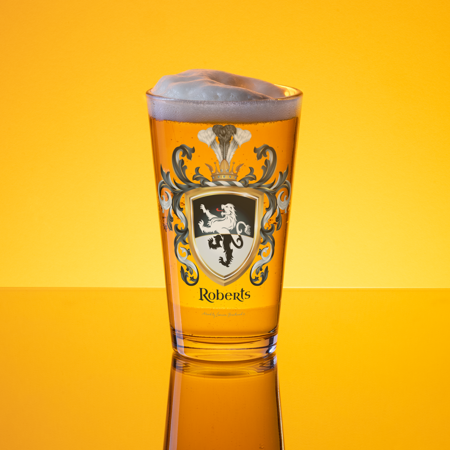 Roberts Family Crest beer glass - Welsh origin-Family Crests Store