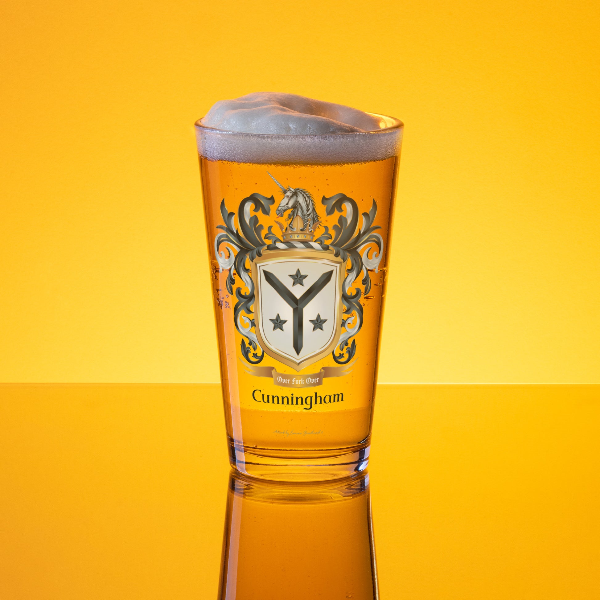 Cunningham Family Crest beer glass-Family Crests Store