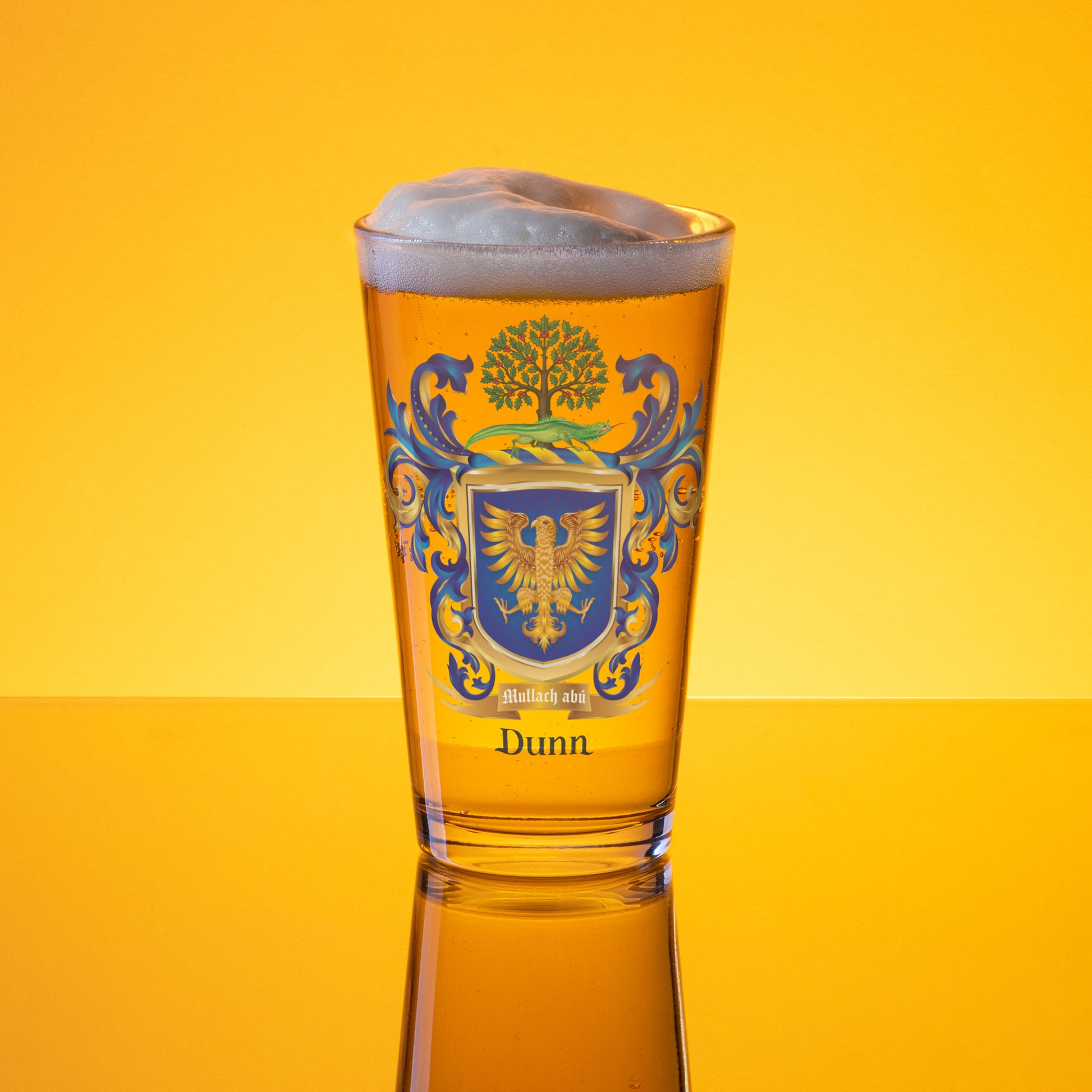 Dunn Family Crest beer glass-Family Crests Store