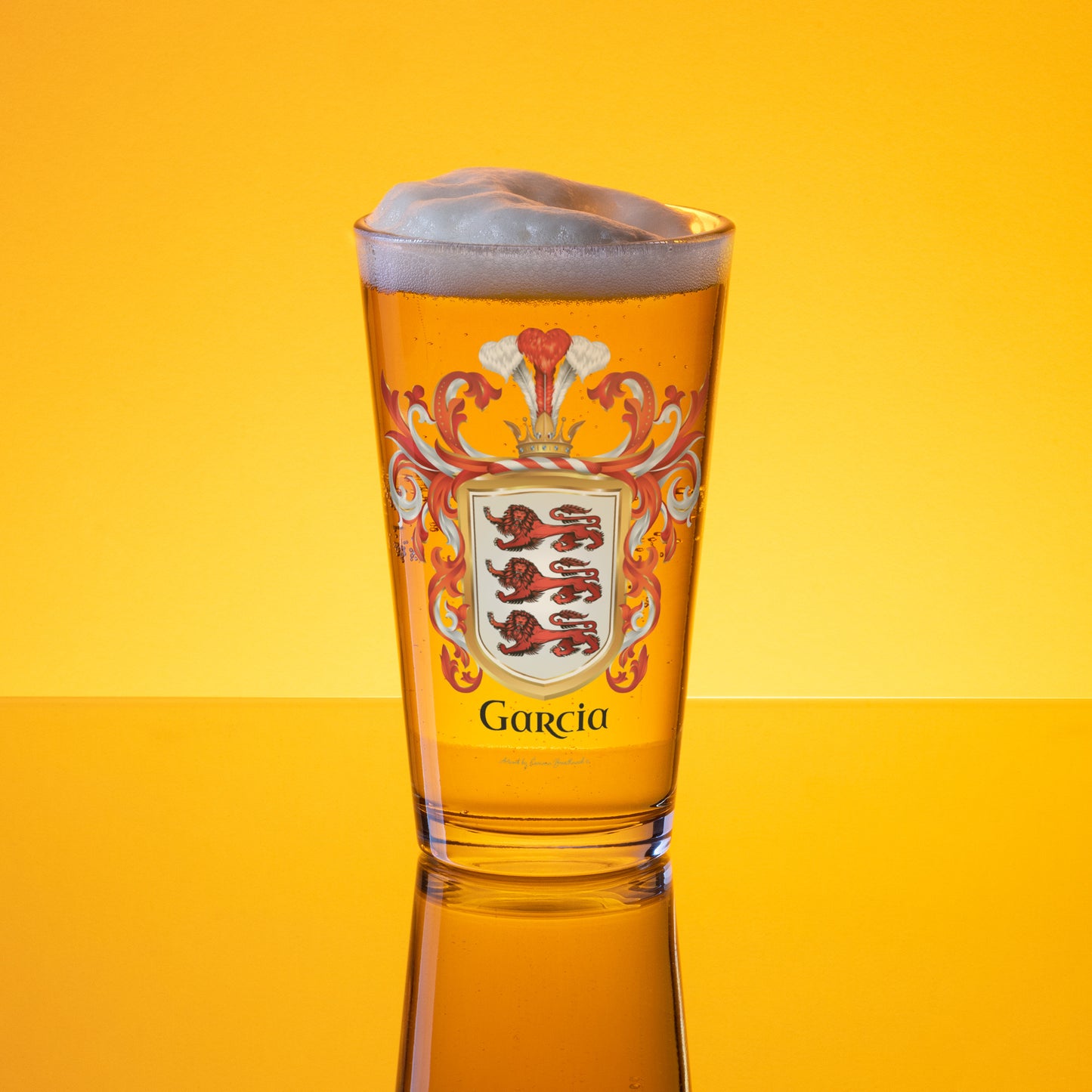 Garcia Family Crest beer glass - Castile and León origin-Family Crests Store