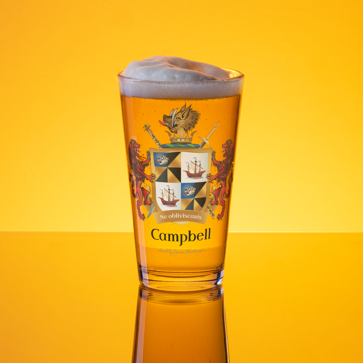 Campbell Family Crest beer glass - with lions